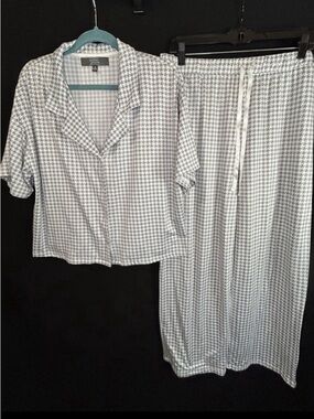 Berkley Jensen Women’s Pajamas Loungewear Houndstooth Gray White XL Very Soft